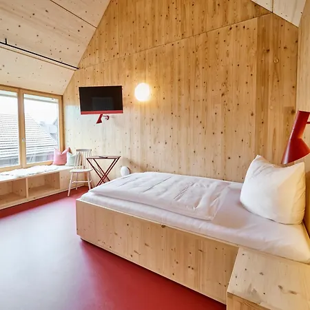 Schwarzes Kreuz Отель Teuschnitz